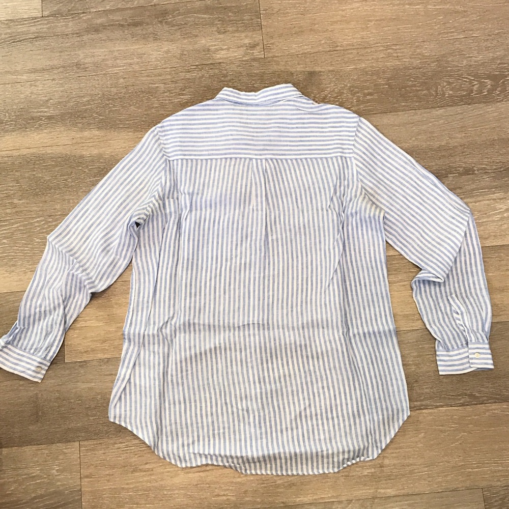 GAP Women's Linen Boyfriend Style Striped Button-Down in Blue and White - Picture 2 of 4